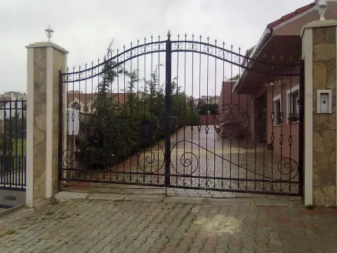 Kanatlı Bahçe Kapıları – 6